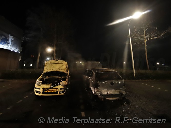 Mediaterplaatse voertuigbrand olympiaplein gouda 19032022 Image00010
