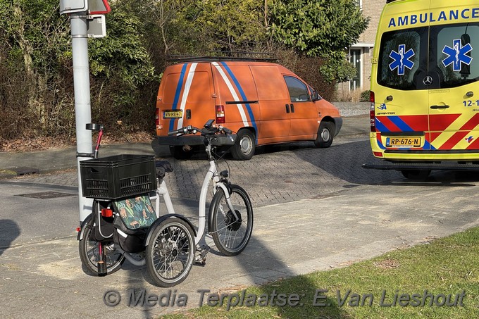 Mediaterplaatse ongeval driewieler auto hoofddorp 22032022 Image00004