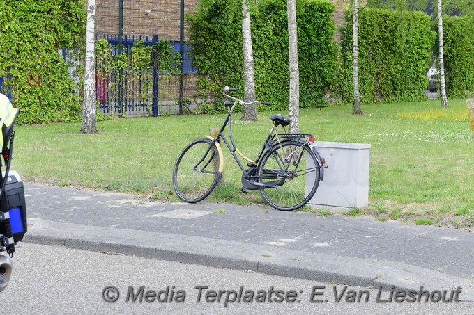 Mediaterplaatse ongeval fietser bestelbus nieuwe vennep 16052022 Image00003