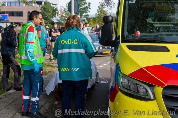 Mediaterplaatse zeven gewonden bij ongeval busje vrachtwagen badhoevedorp 04102022Image00016