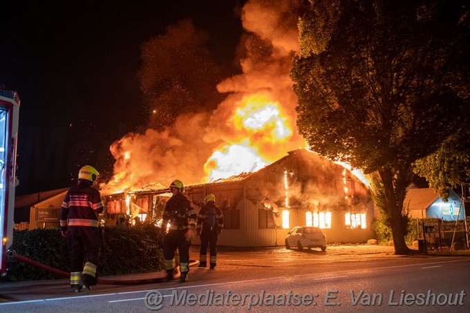 Mediaterplaatse grote brand ijweg nieuw vennep 07092022Image00001