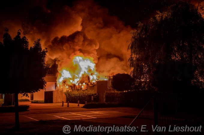 Mediaterplaatse grote brand ijweg nieuw vennep 07092022Image00002