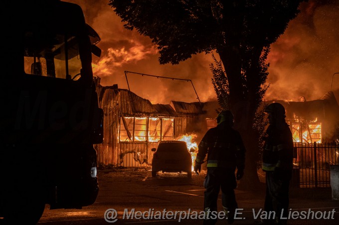 Mediaterplaatse grote brand ijweg nieuw vennep 07092022Image00004