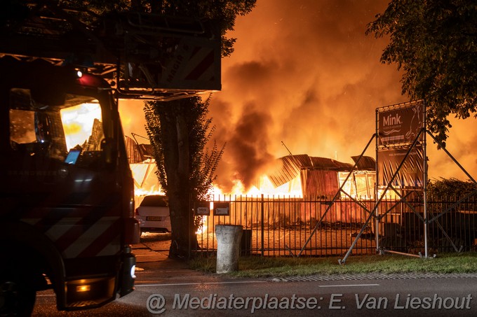 Mediaterplaatse grote brand ijweg nieuw vennep 07092022Image00008