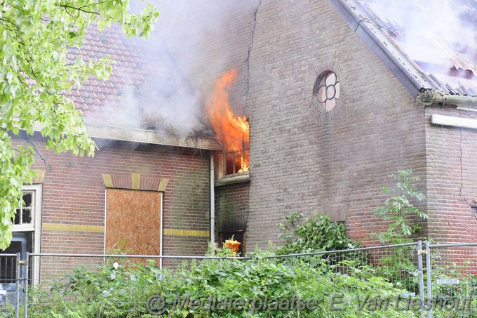 Mediaterplaatse uitslaande brand boerderij hdp 07092022Image00004