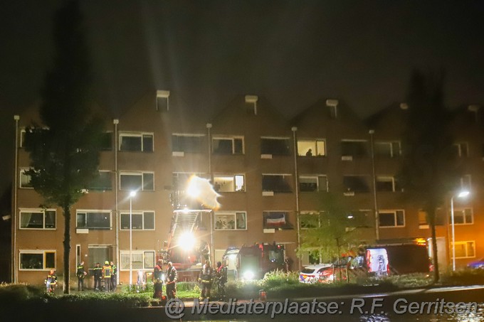 Mediaterplaatse persoon te water houtmansgracht gouda 28092022Image00018