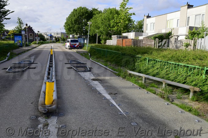 mediaterplaatse politie klapt op paal en scooterrijder gepakt hdp 14072022 Image00011