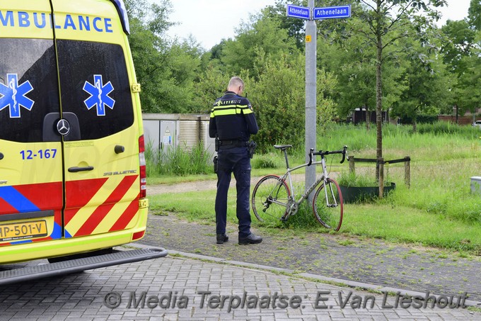 Mediaterplaatse ongeval voetganger auto hoofddorp 27062022 Image00007