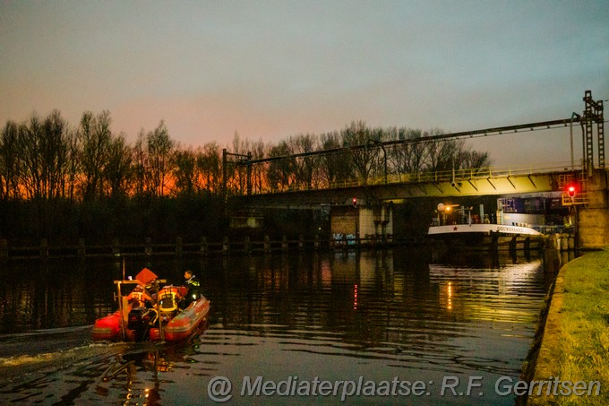 Mediaterplaatse schip ramt spoorbrug gouda 06042023 Image00012