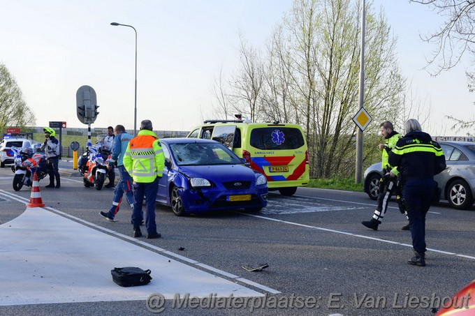 Mediaterplaatse voetganger geschept badhoeven dorp 19042023 Image00011