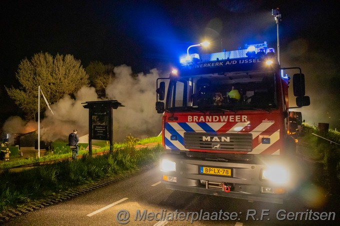 Mediaterplaatse grote brand groenendijk nieuwerkerk aan den ijssel 29042023 Image00002