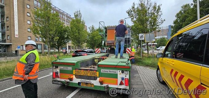 Mediaterplaatse mega sloopkraan adex op transport ldn de geus Image00037