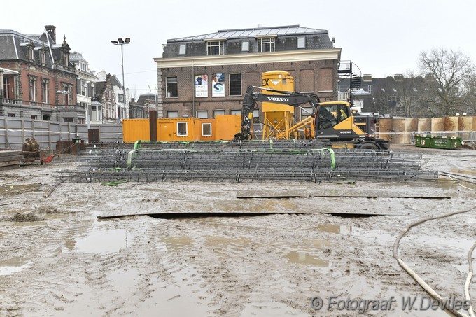 Mediaterplaatse grote boormachines eerste paal de grotnd in de geus ldn 07122023 Image05013