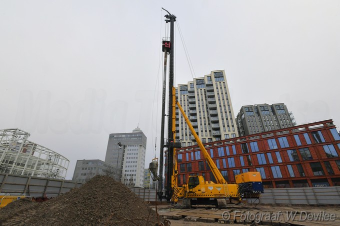 Mediaterplaatse grote boormachines eerste paal de grotnd in de geus ldn 07122023 Image05018