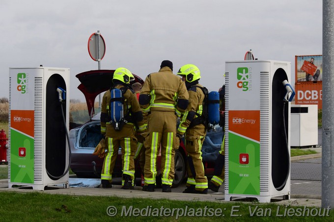 Mediaterplaatse voertuigbrand tesla hoofddorp 29122023 Image00001
