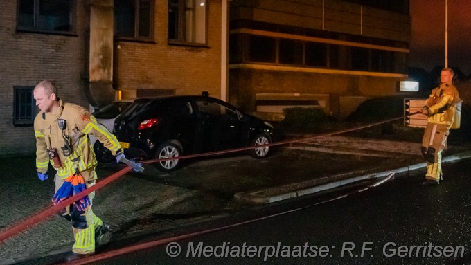 Mediaterplaatse auto brand henegouwerweg waddinxveen 28122023 Image00007