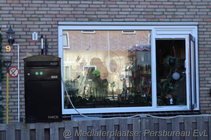 Mediaterplaatse woningbrand heemstede twee honden gered 13022023 Image00009