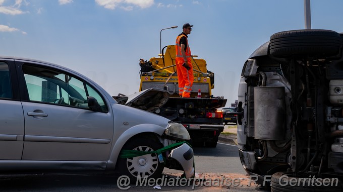 Mediaterplaatse verkeers ongeval kanaaldijk gouda gouda 16062023 Image00009