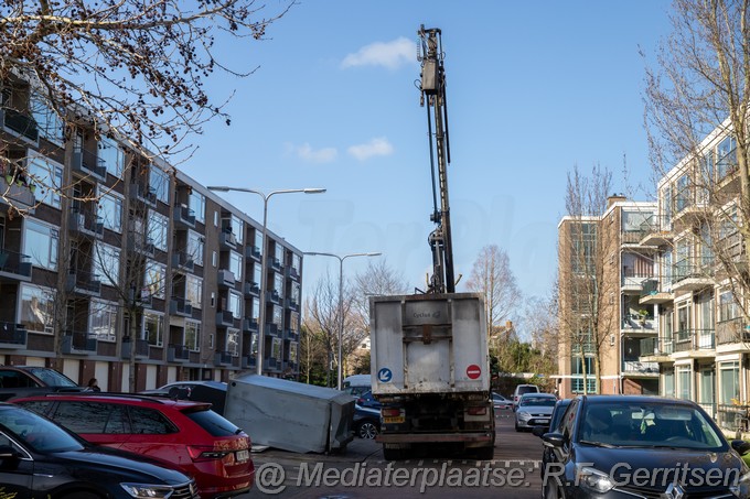 Mediaterplaatse ongeval met vuil container gouda 13032023 Image00005