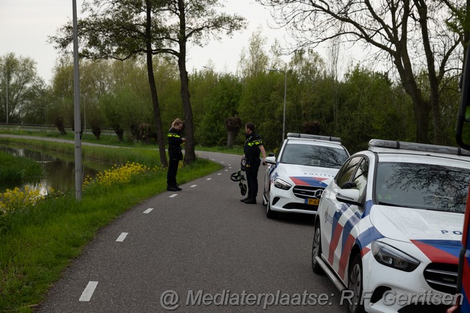 Mediaterplaatse kinderfoets langs water zorgt voor duik in zet stolwijk 01052023 Image00005