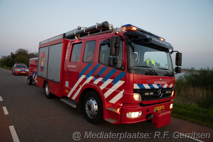 Mediaterplaatse middel brand opperduit lekkerkerk 01052023 Image00006