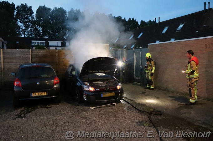 Mediaterplaatse auto afgebrand bunderbos hoofddorp 18052023 Image00006