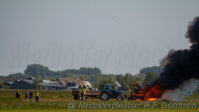 Mediaterplaatse voertuigbrand schoonouwenseweg stolwijk 27052023 Image00009