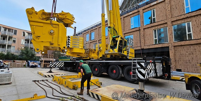 Mediaterplaatse demonteren heijkoop 450 tons kraan ldn 10102023 Image00021