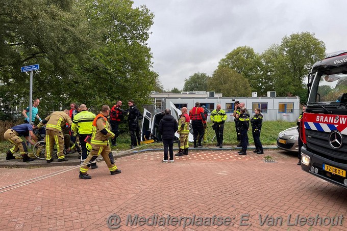 Mediaterplaatse rolstoelbus te water in hoofddorp 11102023 Image00007