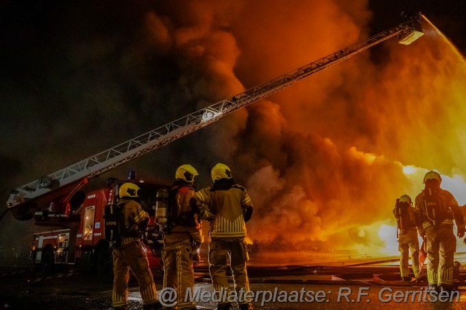Mediaterplaatse grote brand industrie bredeweg moerkapelle 13102023 Image00015