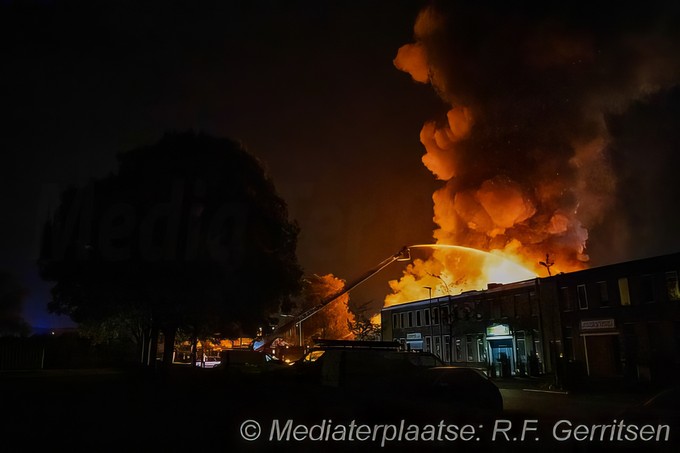 Mediaterplaatse grote brand industrie woerden 26102023 Image00001