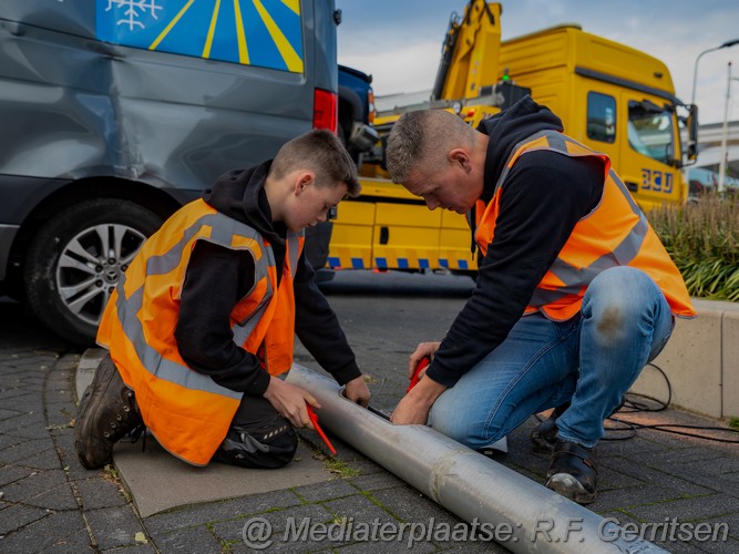 Mediaterplaatse verkeers ongeval van staverenstraat reeuwijk 29102023 Image00013