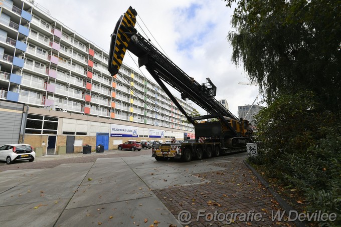 Mediaterplaatse Zwaar transport verlaat met hindernis bouw de geus ldn 18092023 2023 Image00026