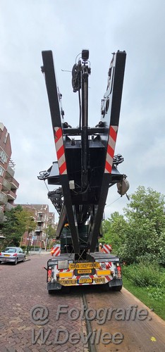 Mediaterplaatse Zwaar transport verlaat met hindernis bouw de geus ldn 18092023 2023 Image00051