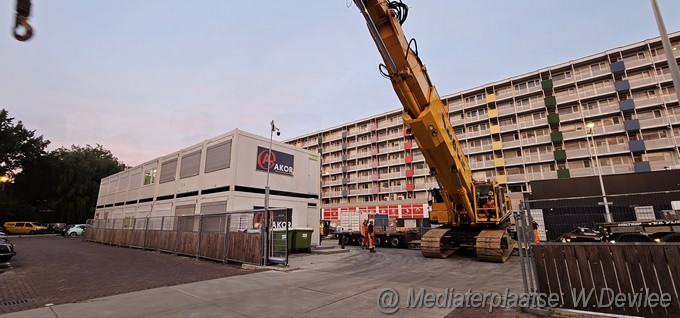 Mediaterplaatse sterk komt met caterpillar 880 2 naar leiden 2529023 2023 Image00032