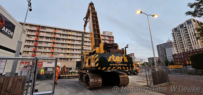 Mediaterplaatse sterk komt met caterpillar 880 2 naar leiden 2529023 2023 Image00035