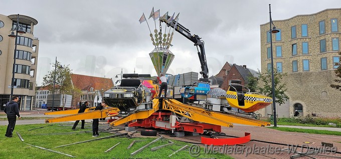 Mediaterplaatse kermis in opbouw leiden 28092023 Image00013