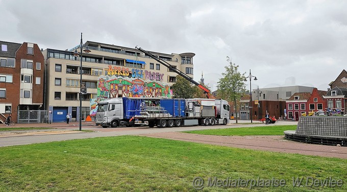 Mediaterplaatse kermis in opbouw leiden 28092023 Image00018