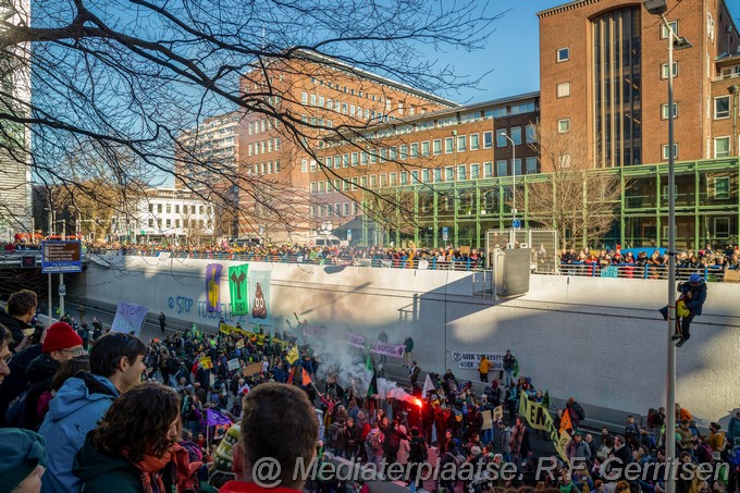Mediaterplaatse extinction rebellion blokeerd a12 28012023 Image00005
