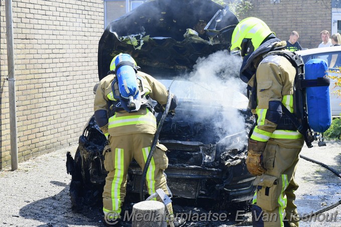Mediaterplaatse auto brand florence nightingalestraat hoofddorp Image00007