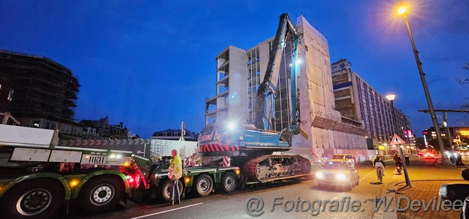 Mediaterplaatse Tweede mega sloopkraan voor sloop de geus ldn WPF Image00103