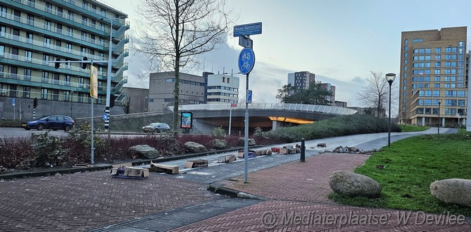 Mediaterplaatse div oud en nieuw en troep 01012023 Image00003
