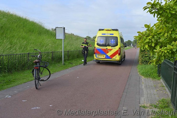 Mediaterplaatse scooterrijder zwaar gewond in hoofddorp 02082024 Image00008