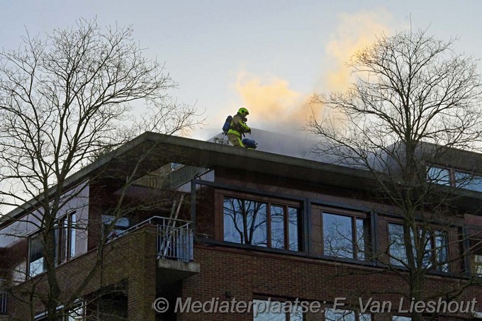 Mediaterplaatse brandje op balkon thijs ouwerkerkstraat hoofddorp 05042025 Image00009