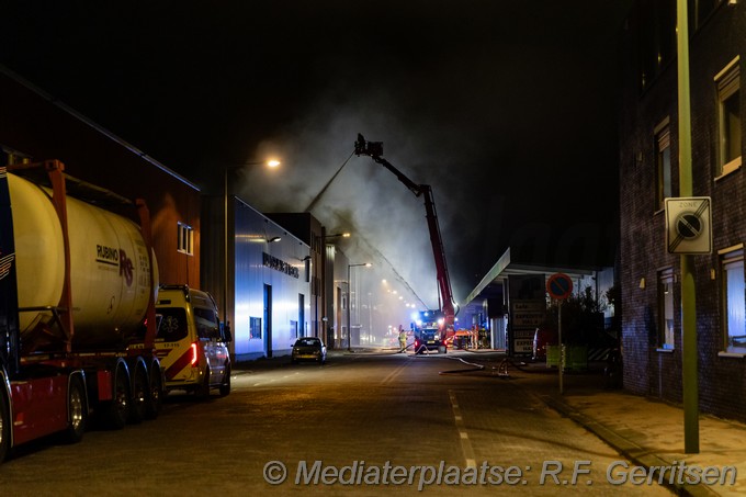 Mediaterplaatse grote brand industrie edisonstraat vlaardingen 05042025 Image00002