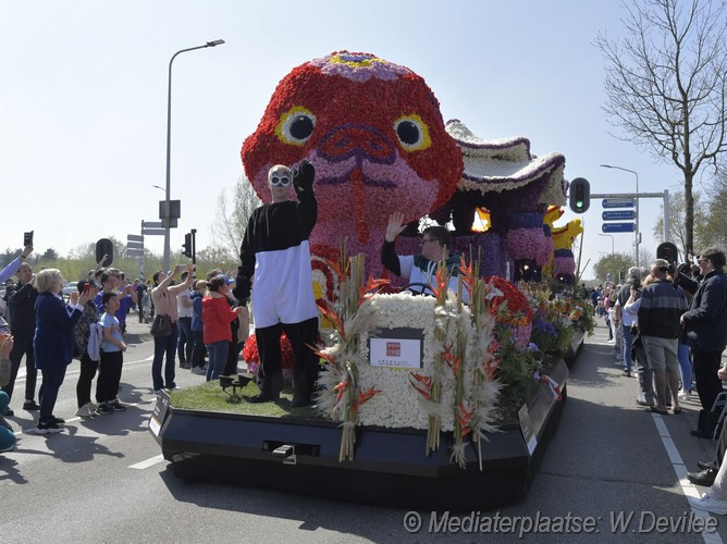 Mediaterplaatse bloemen corso voorhout 12042025 Image00042