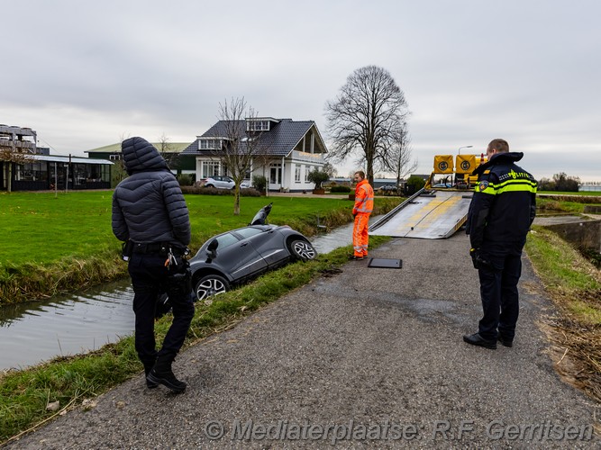 Mediaterplaatsen voertuig te water zevenhuizen 02122025 Image00008