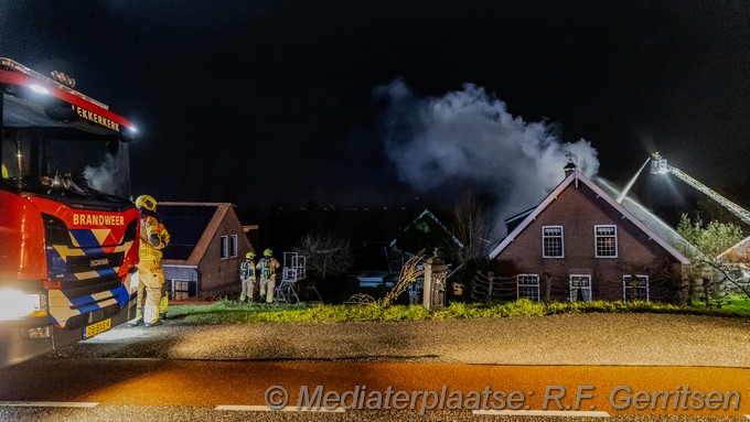 Mediaterplaatsen brand gebouw opperduit lekkerkerk 04122025 Image00002
