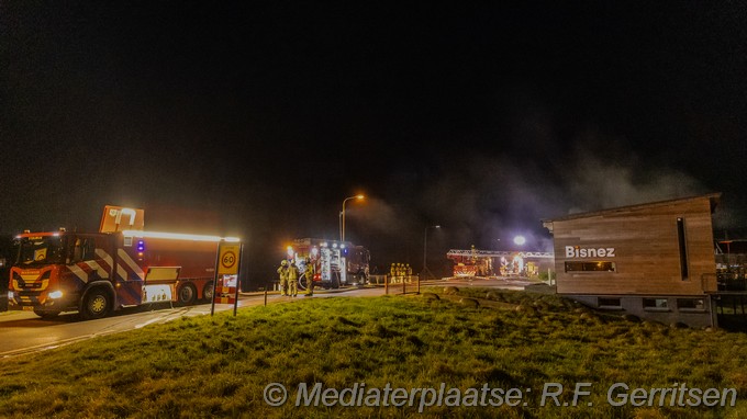 Mediaterplaatse brand in kantoor pand lekdijk west bergambacht 19022025 Image00004