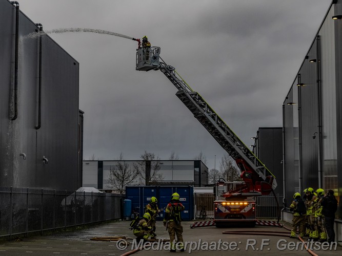 Mediaterplaatse middelbrand noordbaan moordrecht 28012025 Image00004